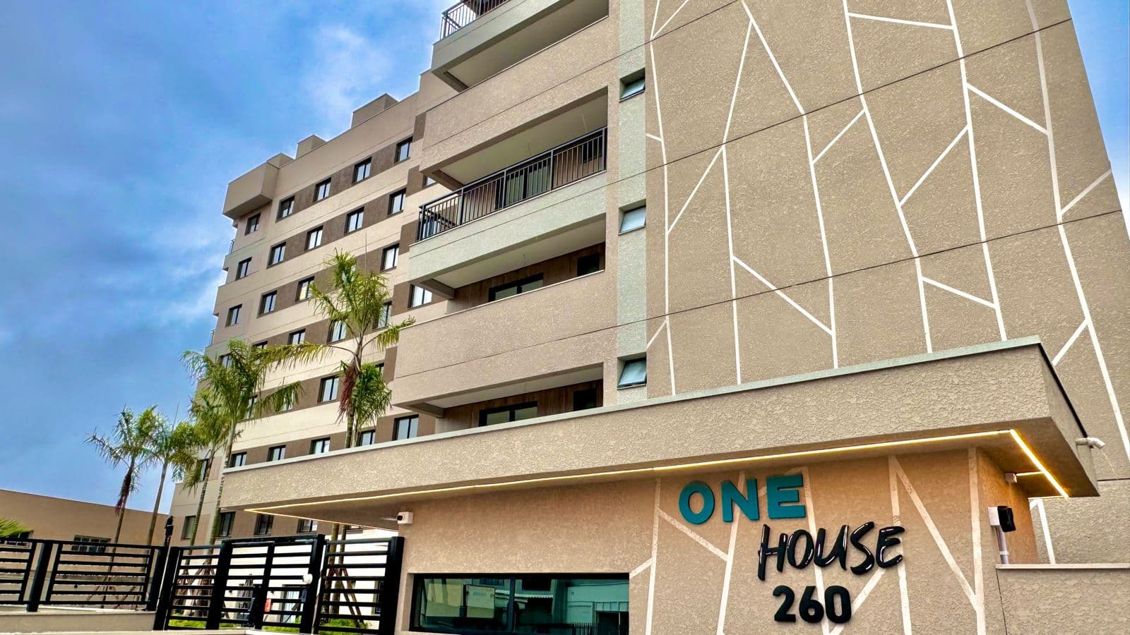 One House — Rebouças, Curitiba