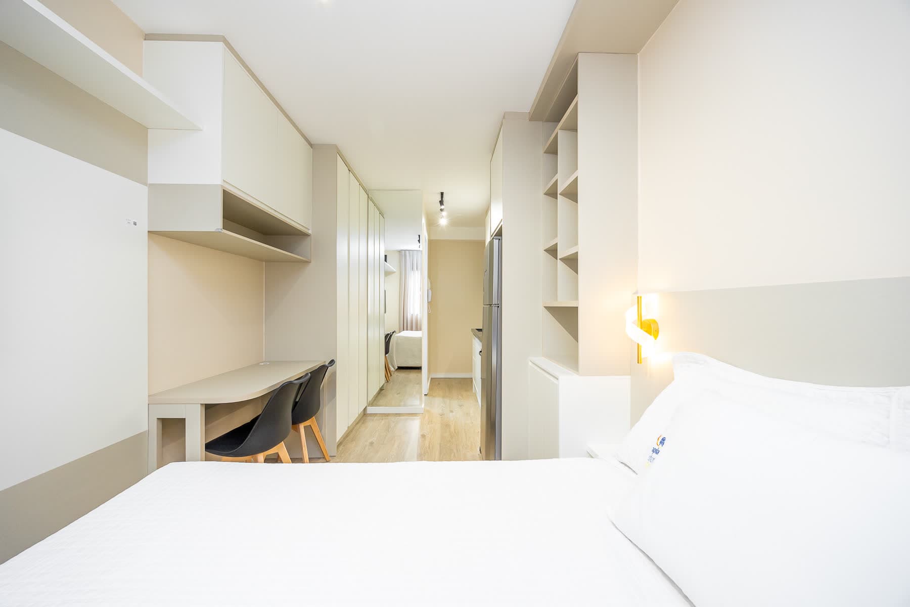 Studio decorado · vista geral · 17 m²